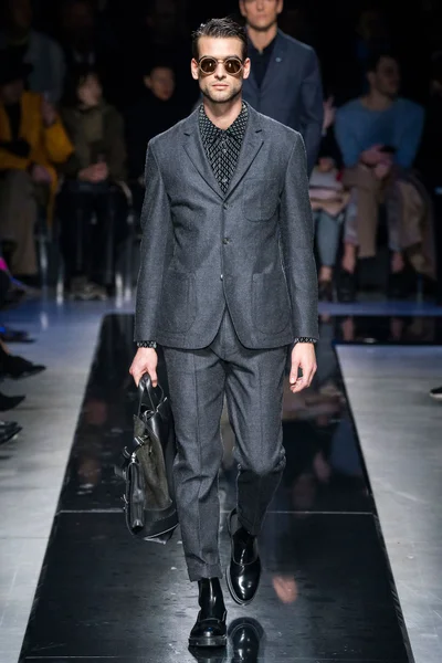 Look 62